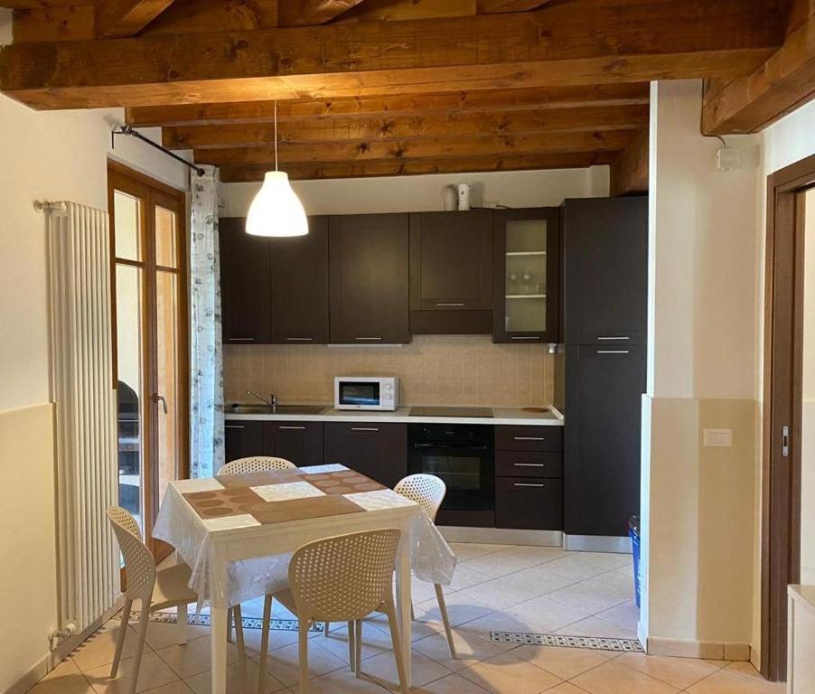 The Flowers - Apartments With Private Garden In Residence With Pool Manerba del Garda Exterior photo